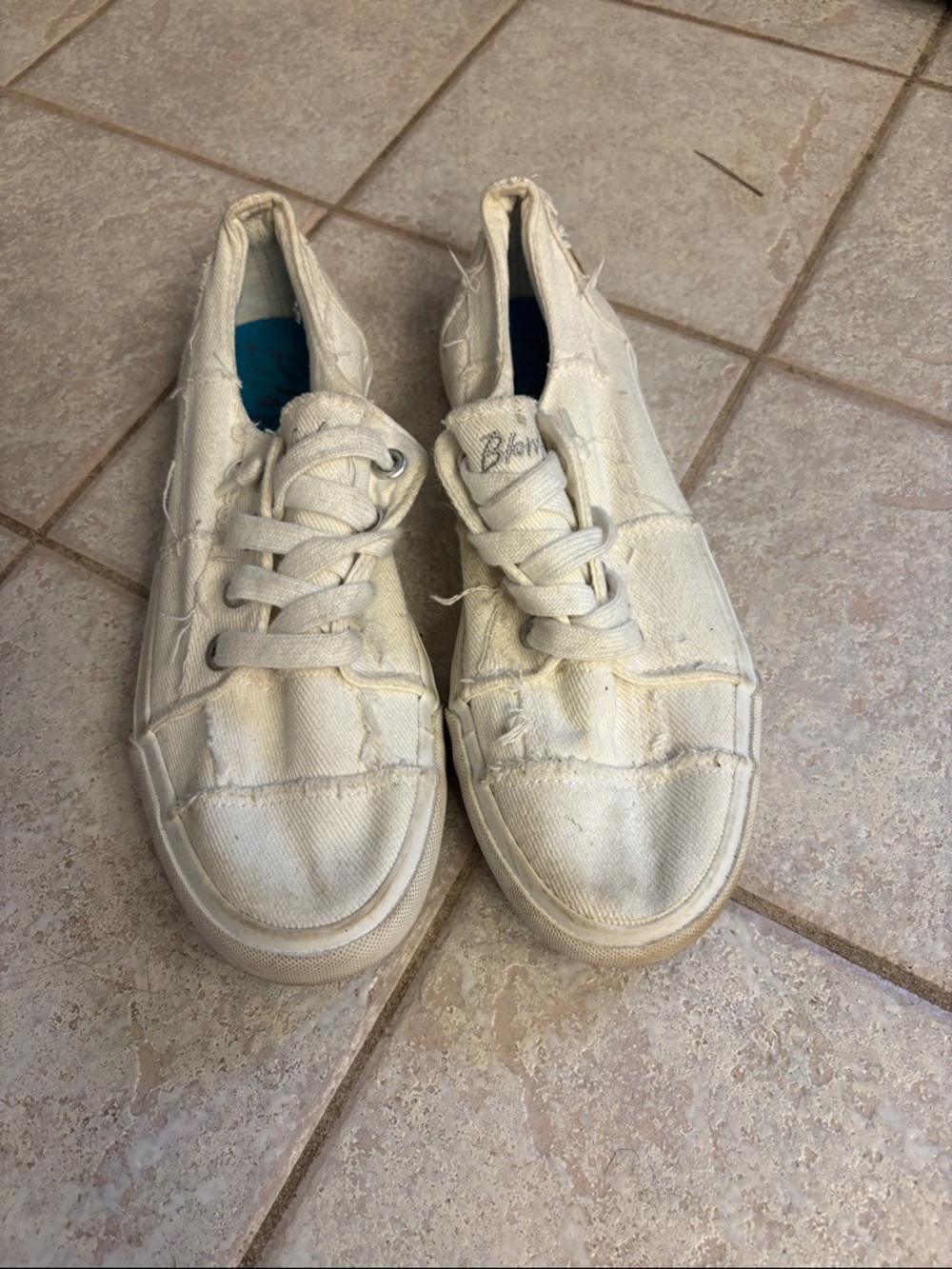 Blowfish Off-White Canvas Lace-Up Sneakers